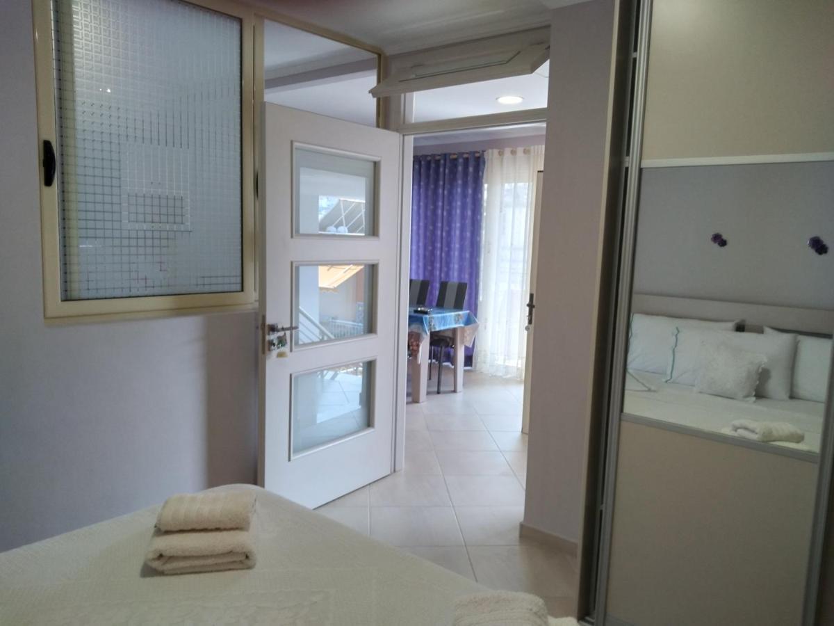 Eleana'S Apartament Sarande Ngoại thất bức ảnh