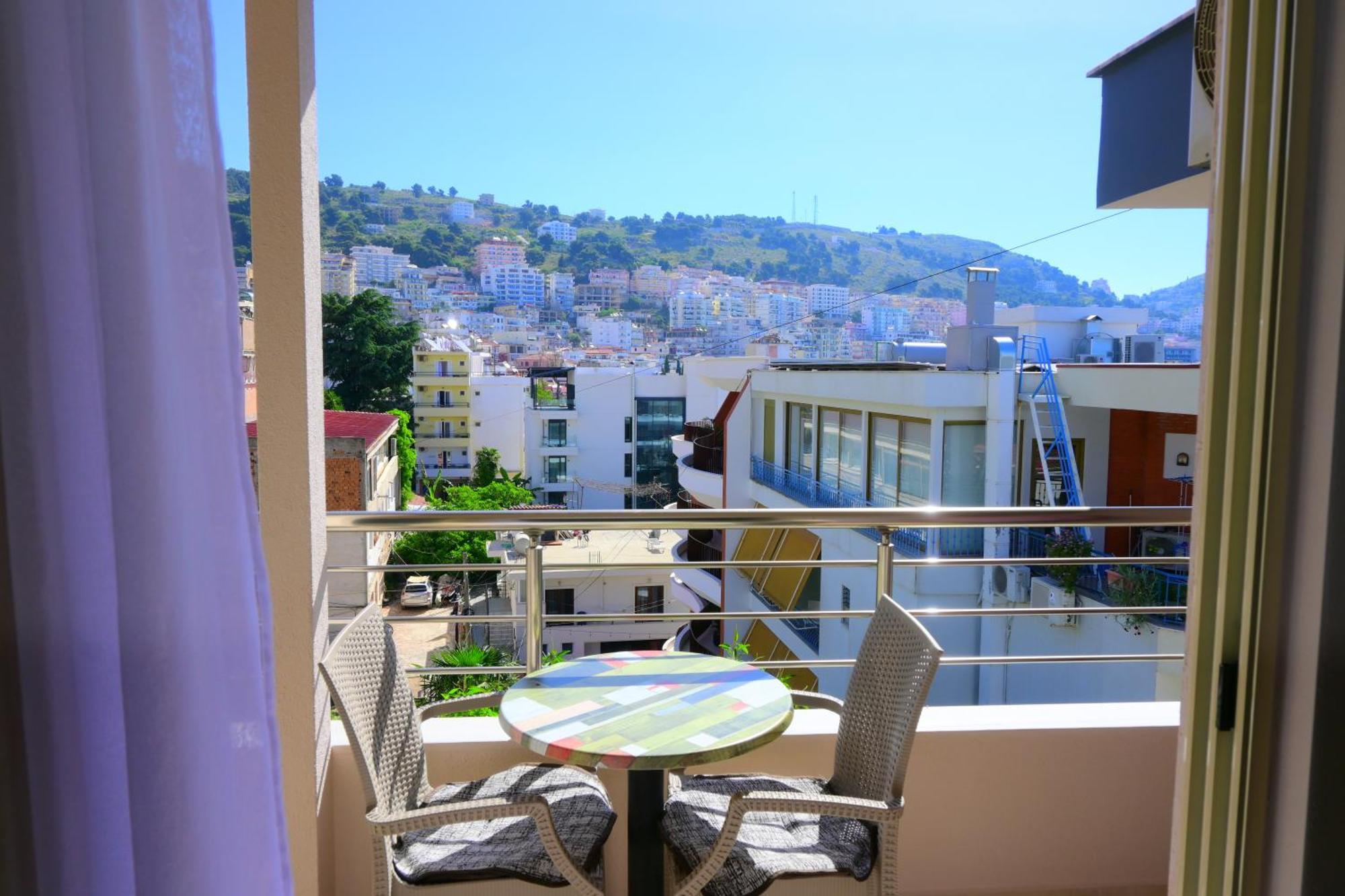 Eleana'S Apartament Sarande Phòng bức ảnh