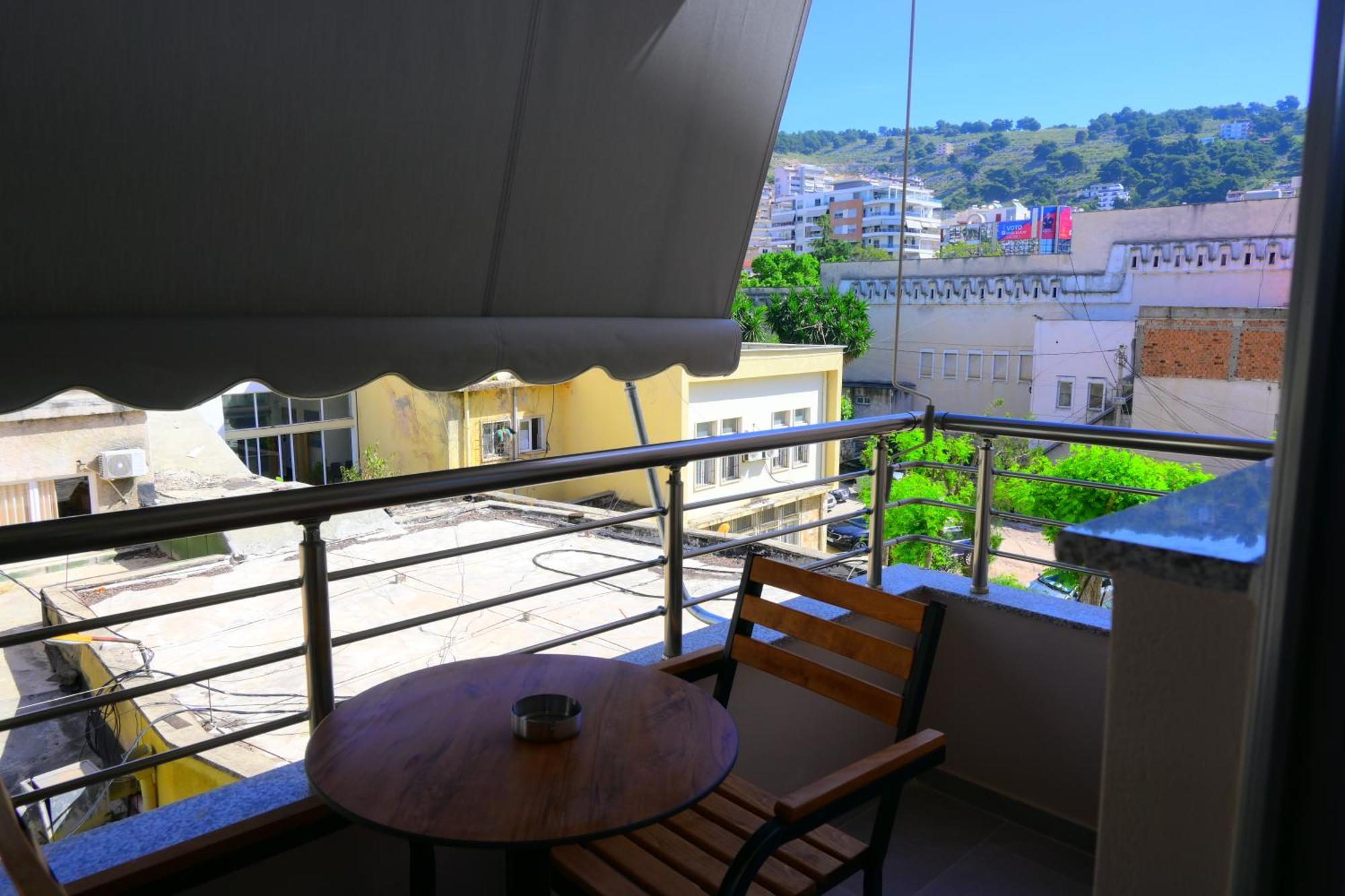 Eleana'S Apartament Sarande Phòng bức ảnh