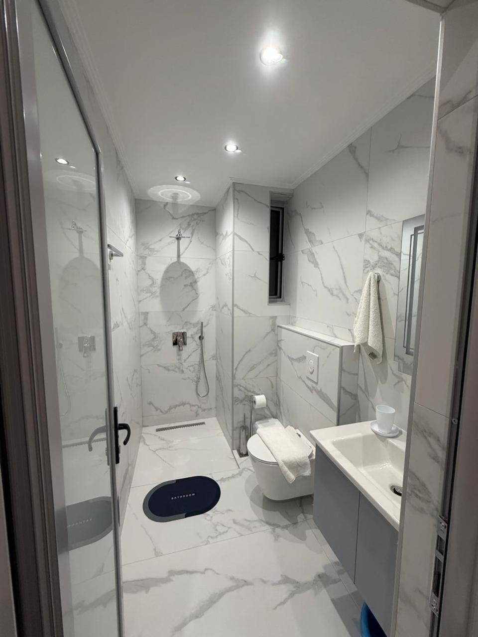 Eleana'S Apartament Sarande Ngoại thất bức ảnh