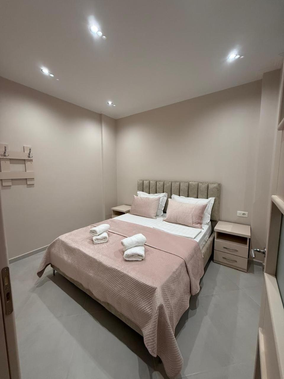 Eleana'S Apartament Sarande Ngoại thất bức ảnh