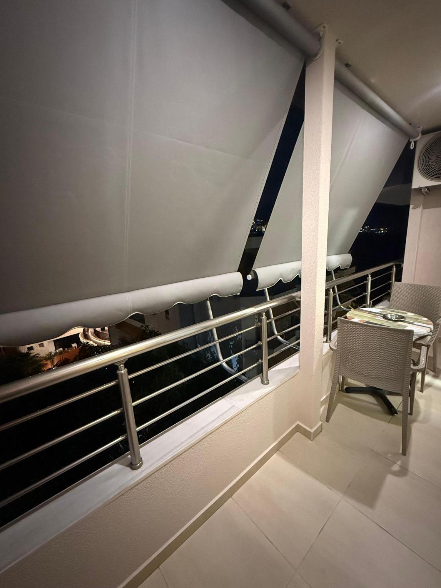 Eleana'S Apartament Sarande Ngoại thất bức ảnh