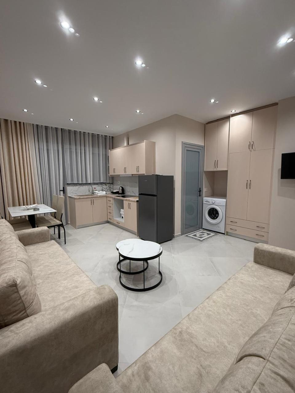 Eleana'S Apartament Sarande Ngoại thất bức ảnh