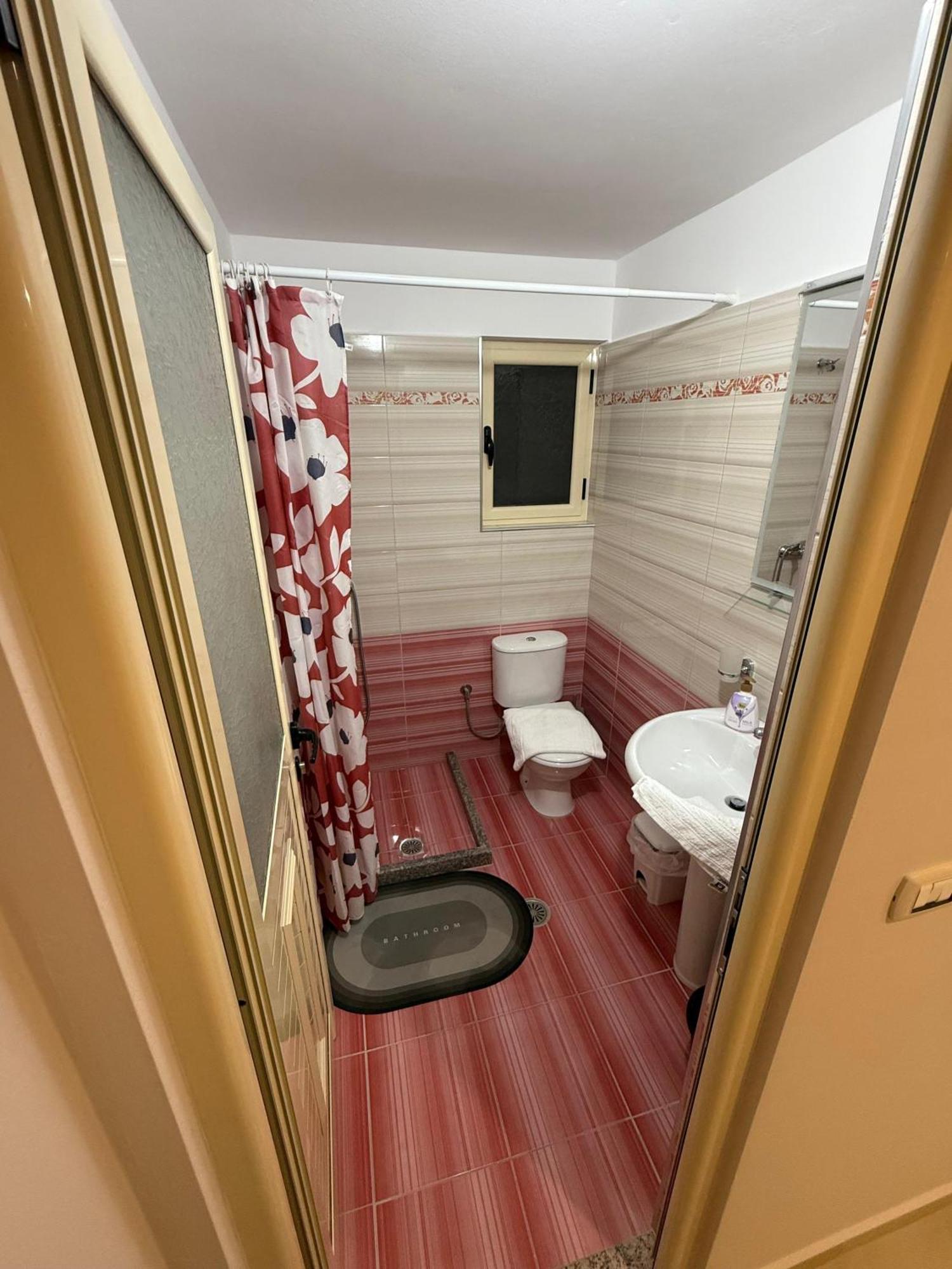 Eleana'S Apartament Sarande Phòng bức ảnh