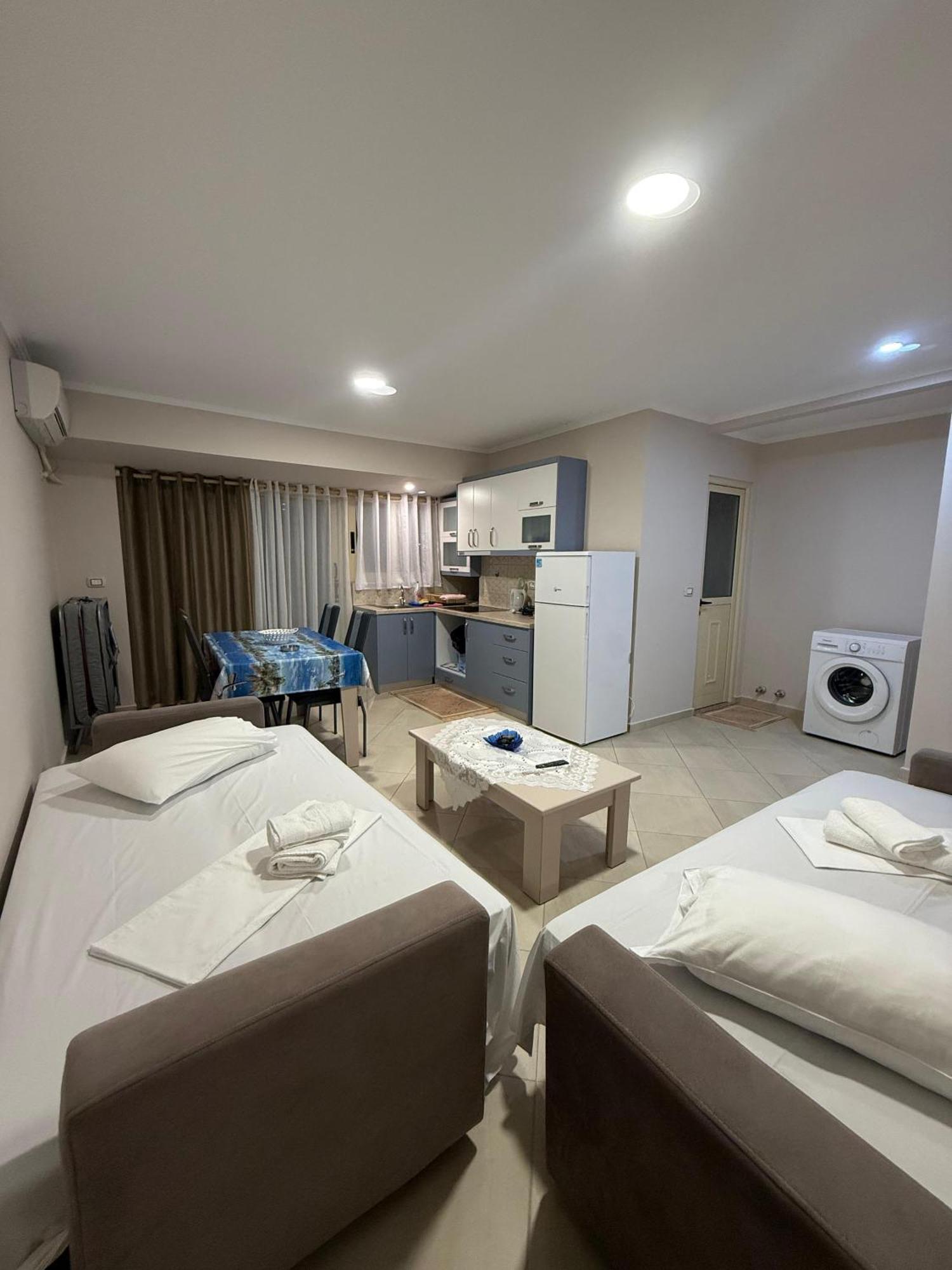 Eleana'S Apartament Sarande Ngoại thất bức ảnh